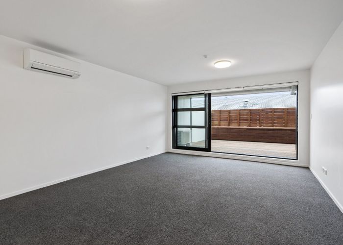  at 1B/4045 Great North Road, Kelston, Waitakere City, Auckland