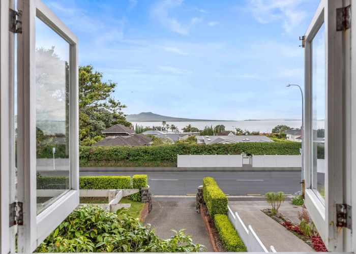  at 206 Hurstmere Road, Takapuna, Auckland