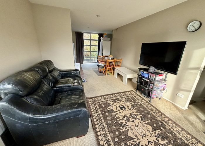  at 9/440 Barbadoes Street, Edgeware, Christchurch