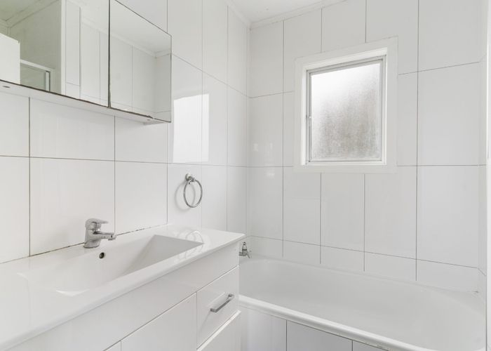  at 17 Garth Place, Manurewa, Auckland