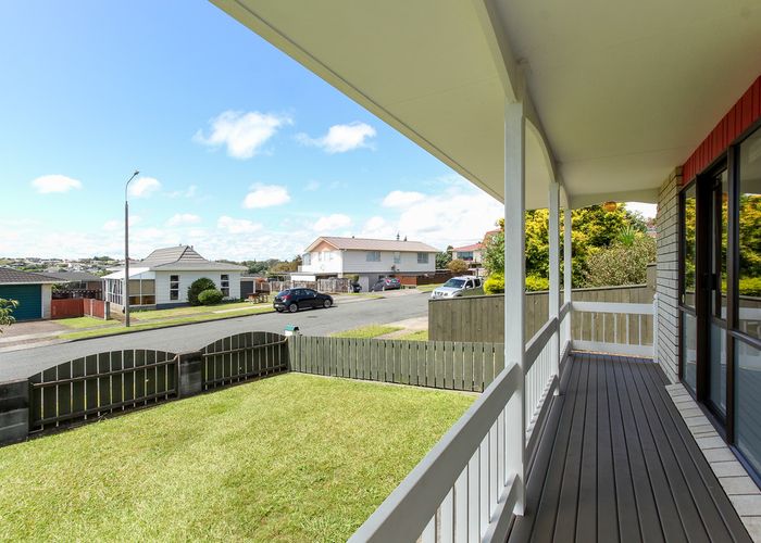  at 8 Virginia Place, Whalers Gate, New Plymouth