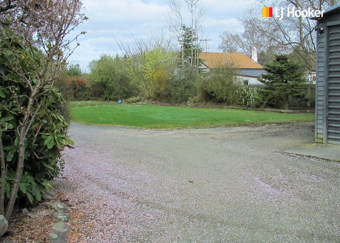  at 16 Moore Street, Milton, Milton