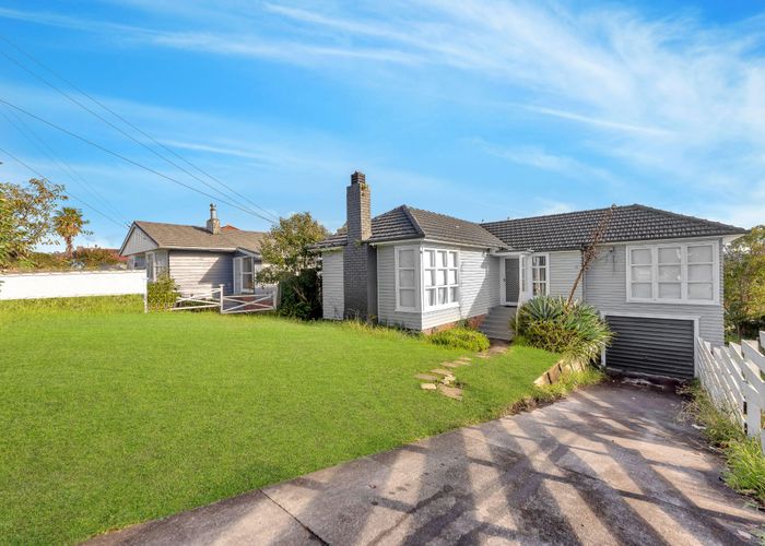  at 14 Roseville Street, New Windsor, Auckland City, Auckland
