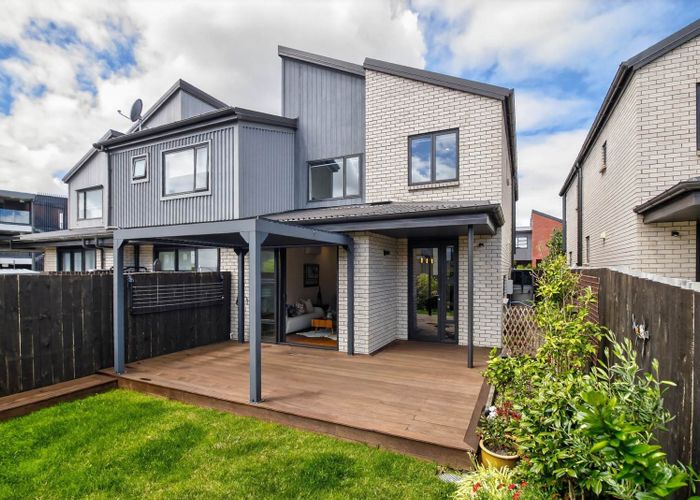  at 8 Sioux Road, Hobsonville, Waitakere City, Auckland