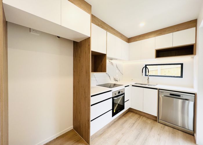  at 37C Rosedale Road, Pinehill, North Shore City, Auckland