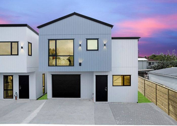  at 8E Brentford Place, Manurewa, Manukau City, Auckland