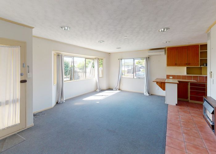  at 3 Pluto Place, Milson, Palmerston North