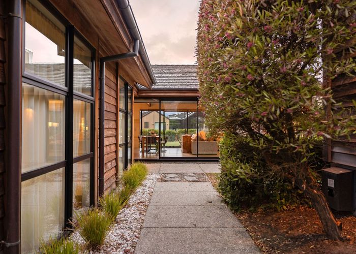  at 5 Glengarry Court, Jacks Point, Queenstown-Lakes, Otago