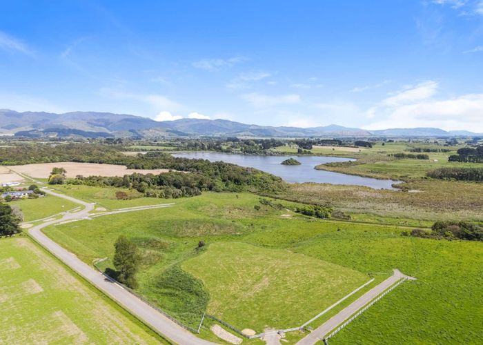  at 49 Whio Grove, Hokio Beach, Horowhenua, Manawatu / Whanganui