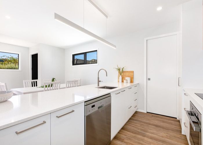  at 6B Massey Street, Elderslea, Upper Hutt, Wellington