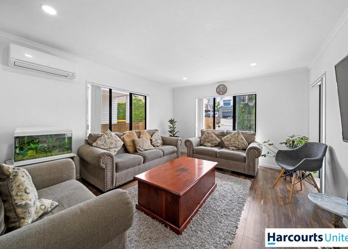  at 4 Figtree Terrace,, Goodwood Heights, Manukau City, Auckland