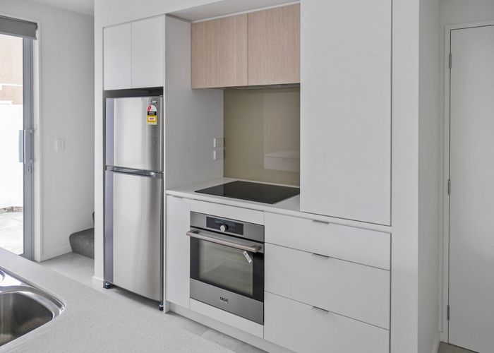  at 2/553 Madras St, St. Albans, Christchurch City, Canterbury