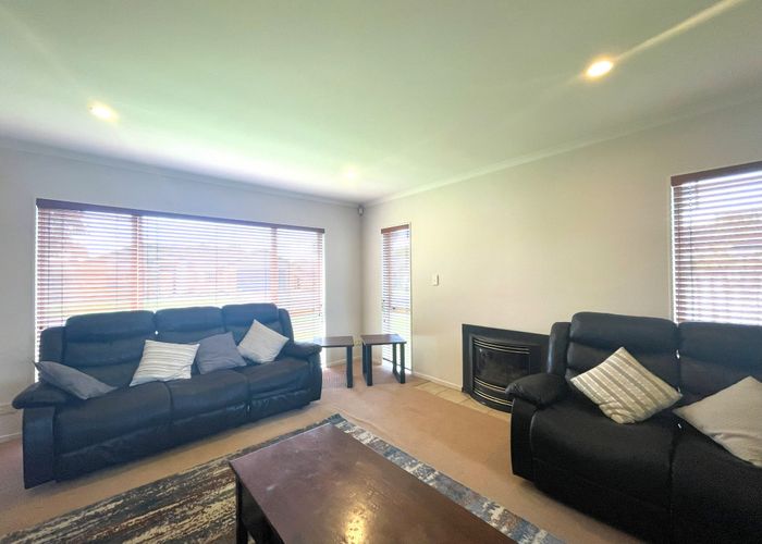  at 44 Kelvin Hart Drive, Dannemora, Manukau City, Auckland