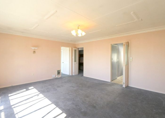  at 2/156 Salford Street, Rosedale, Invercargill