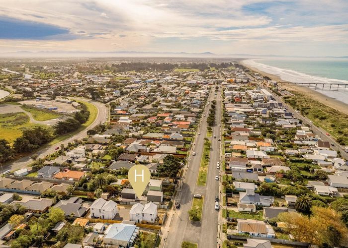  at 2/118 Oram Avenue, New Brighton, Christchurch City, Canterbury