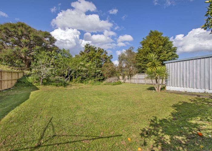  at 37 West End Avenue, Woodhill, Whangarei