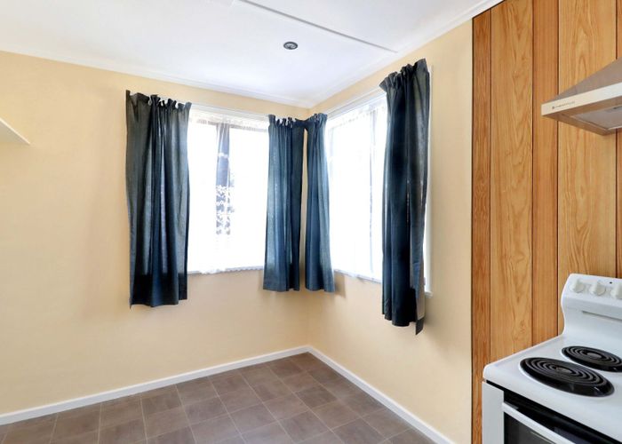  at 384 Cambridge Terrace, Naenae, Lower Hutt, Wellington
