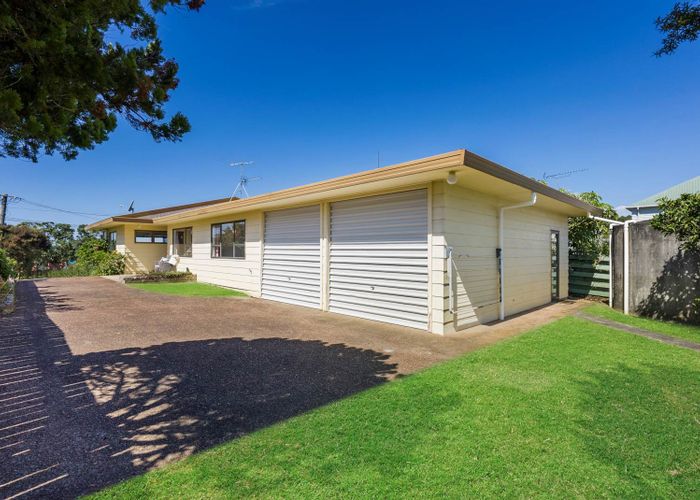  at 12 Melandra Road, Stanmore Bay, Whangaparaoa