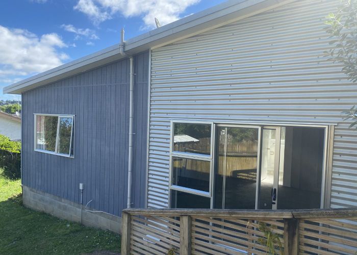  at 64 Sartors Avenue, Browns Bay, Auckland