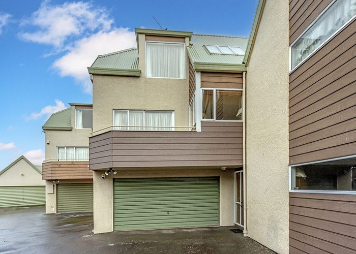  at 3/27 Maxwell Street, Riccarton, Christchurch