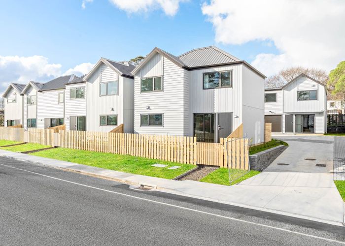  at 60C Fitzherbert Avenue, West Harbour, Waitakere City, Auckland