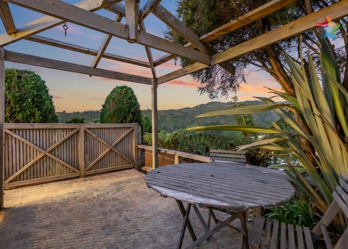  at 127 Holborn Drive, Stokes Valley, Lower Hutt, Wellington