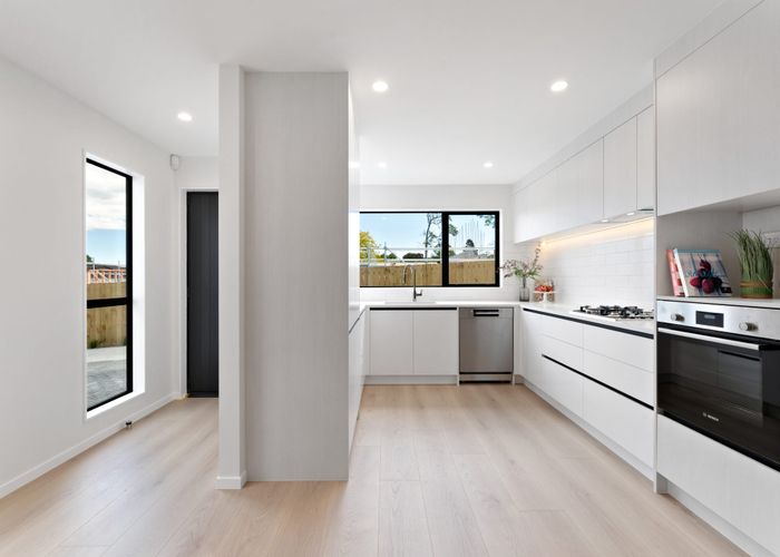  at 21C&D Crosby Road, West Harbour, Waitakere City, Auckland