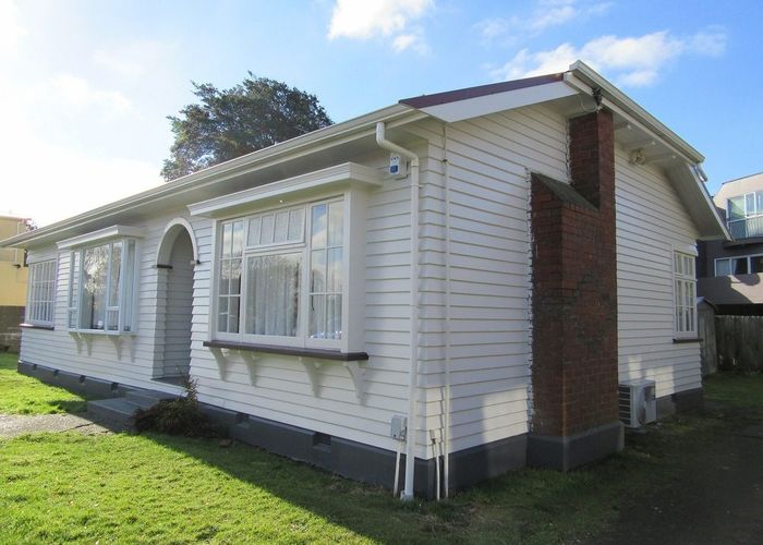  at 104 Wainui Street, Riccarton, Christchurch City, Canterbury