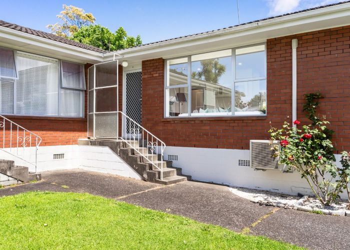  at 4/38 Shackleton Road, Mount Eden, Auckland City, Auckland