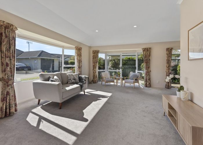  at 6 Millwood Place, Silverstream, Upper Hutt