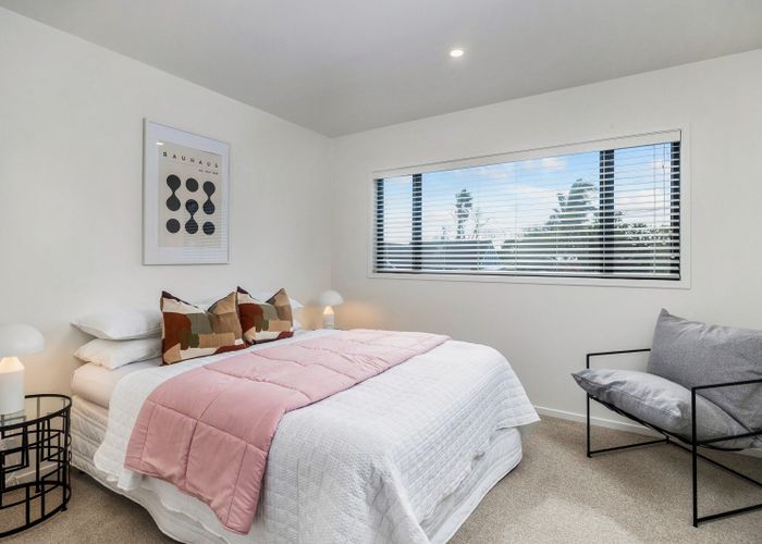  at 2C Stokes Avenue, Te Atatu Peninsula, Waitakere City, Auckland