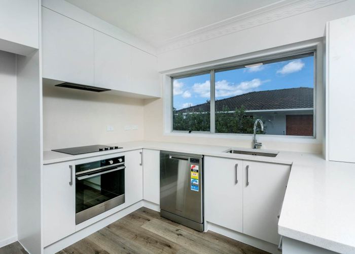  at 1/169 Forrest Hill Road, Forrest Hill, North Shore City, Auckland