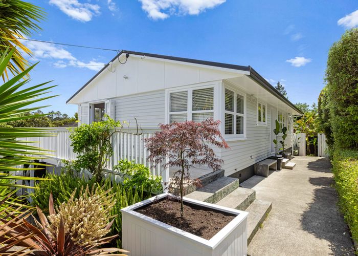  at 121 Taikata Road, Te Atatu Peninsula, Auckland