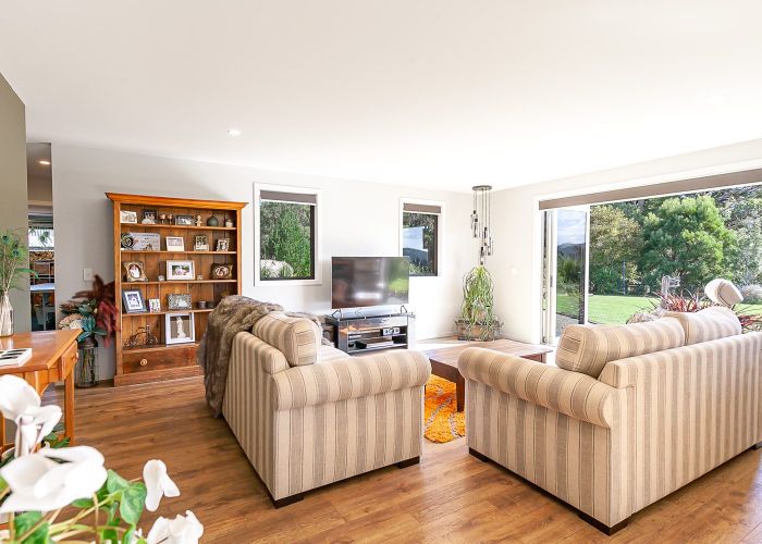  at 3 Hall-Jones Street, Puponga