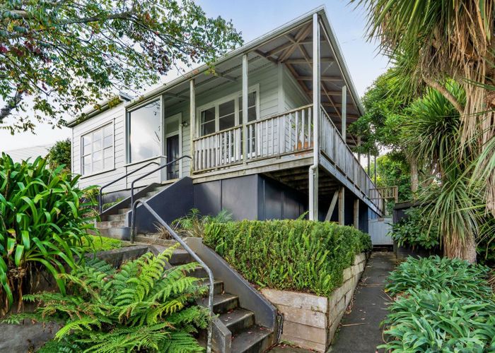  at 35 Belt Road, Moturoa, New Plymouth