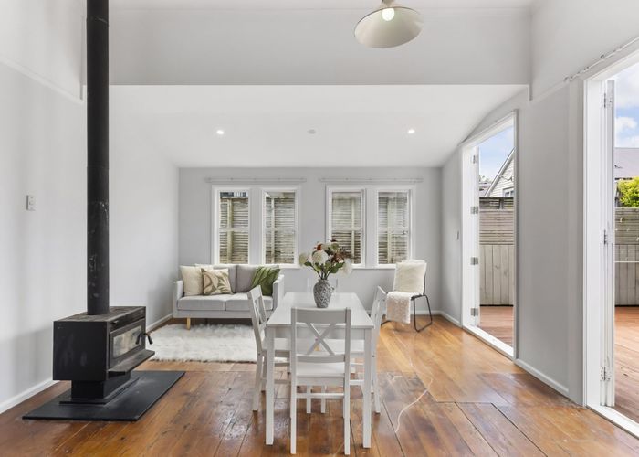  at 52 Parkvale Road, Karori, Wellington, Wellington