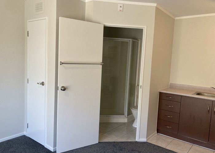  at 2/2 Vine St, Hillcrest, Hamilton, Waikato