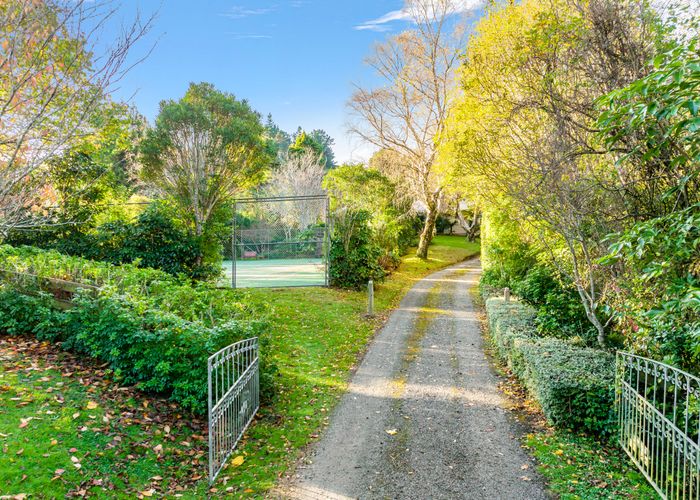  at 1031 Blue Mountains Road, Blue Mountains, Upper Hutt