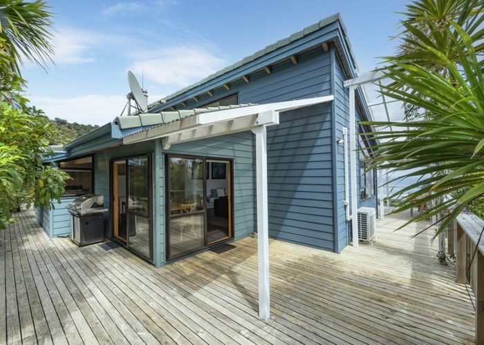  at 109 Seaview Road, Piha, Waitakere City, Auckland