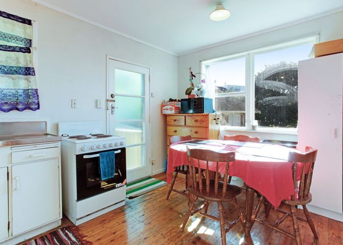  at 6/64a Ngatiawa Street, Onehunga, Auckland City, Auckland