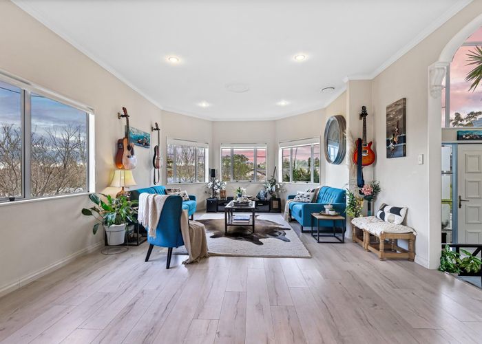 at 21 Cinnabar Place, Westgate, Waitakere City, Auckland
