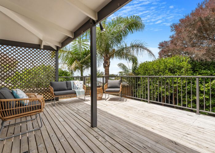  at 6 Elliston Crescent, Stanmore Bay, Whangaparaoa