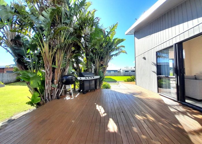  at 329 Harbour Drive East, Matarangi, Whitianga