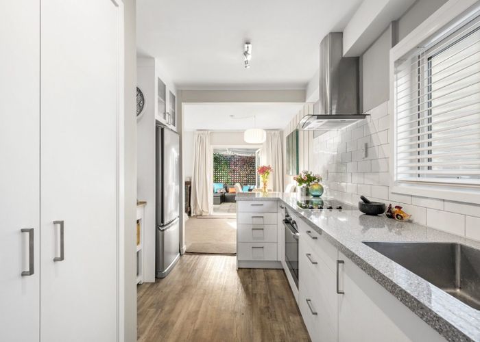  at 9/354 Muritai Road, Eastbourne, Lower Hutt, Wellington