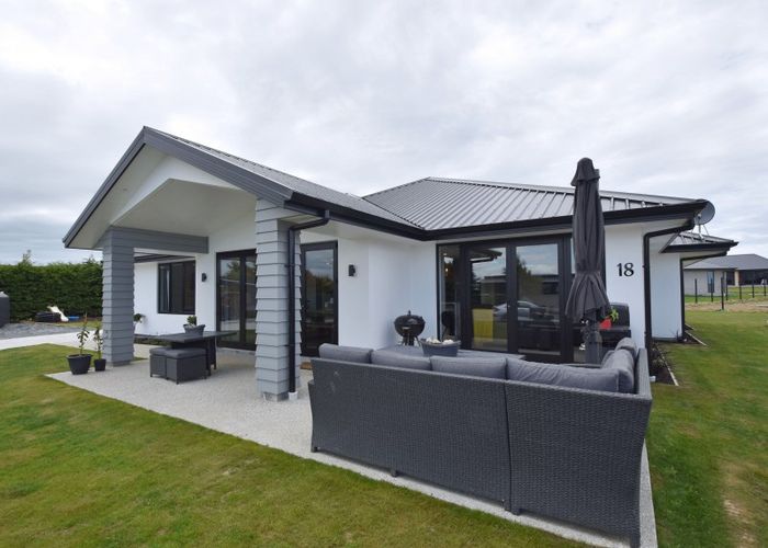  at 18 Pegasus Place, Seaward Bush, Invercargill