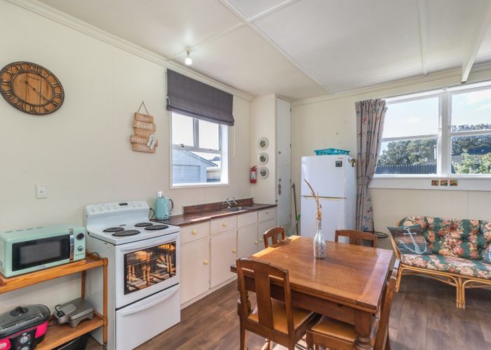  at 10 Mahuri Street, Himatangi Beach