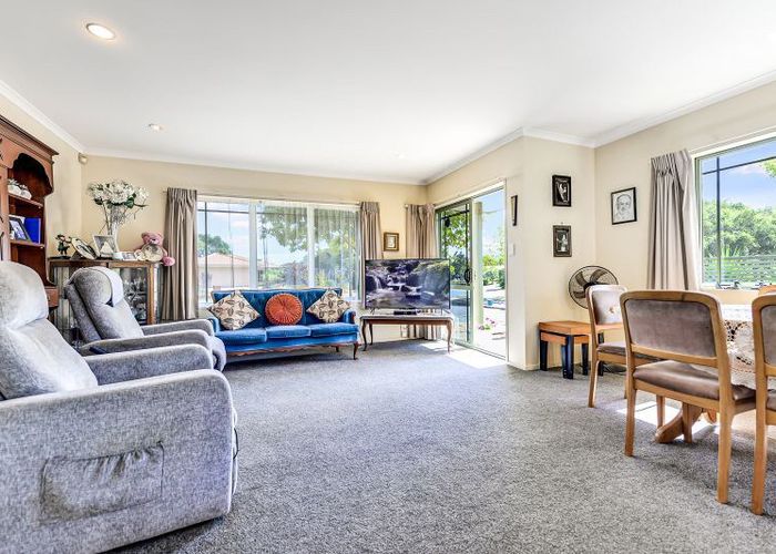  at 2 Dingwall Court, Rototuna, Hamilton