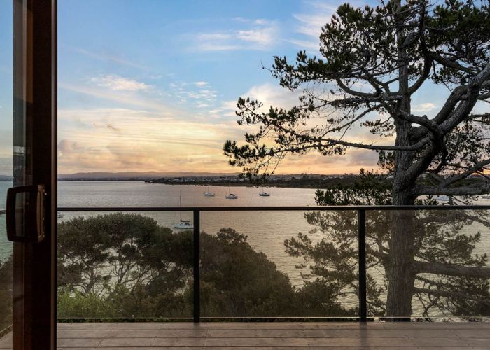  at 130 Aeroview Drive, Beach Haven, Auckland