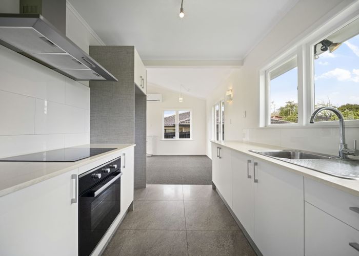 at 4/94 Pah Road, Papatoetoe, Manukau City, Auckland