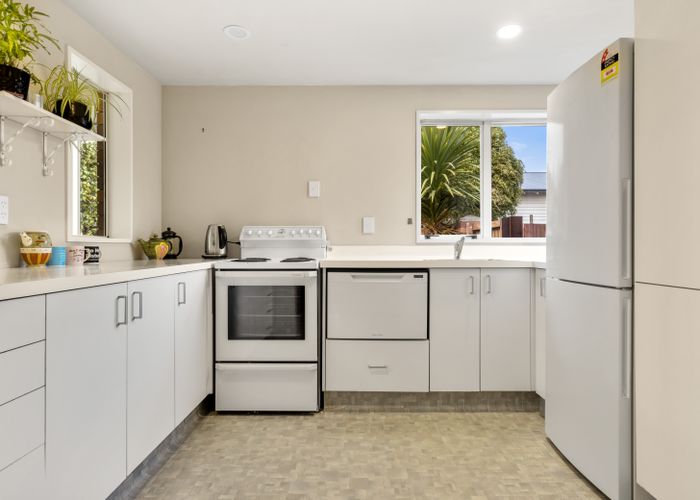  at 1/32 Rose Street, Somerfield, Christchurch